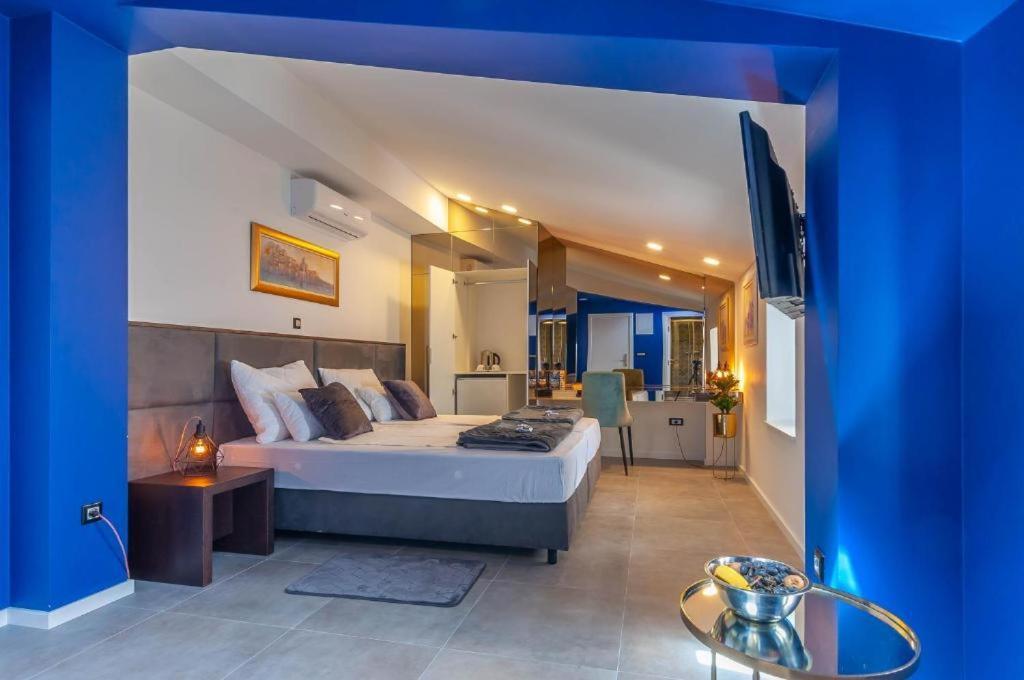 X Boutique Marinac Studio Apartments & Rooms Шибеник Экстерьер фото