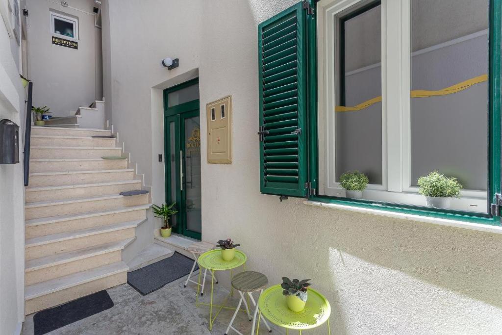 X Boutique Marinac Studio Apartments & Rooms Шибеник Экстерьер фото